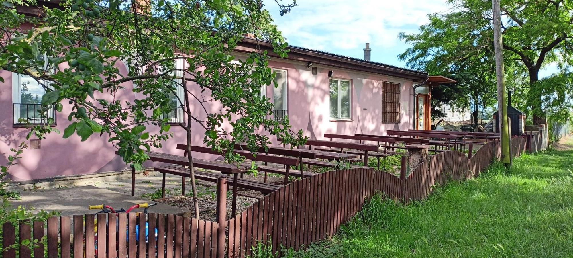 Ubytovani Janami Rakvice Brzecław Zewnętrze zdjęcie